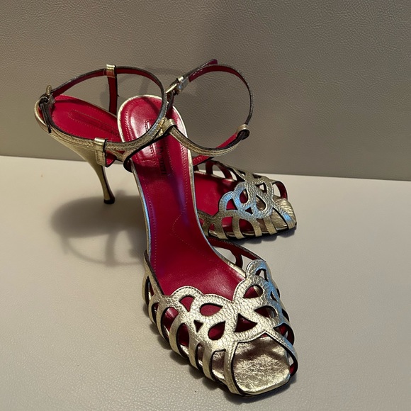 CESARE PACIOTTI Gold Metallic Crackled Leather Shoes Sandals - Picture 7 of 10